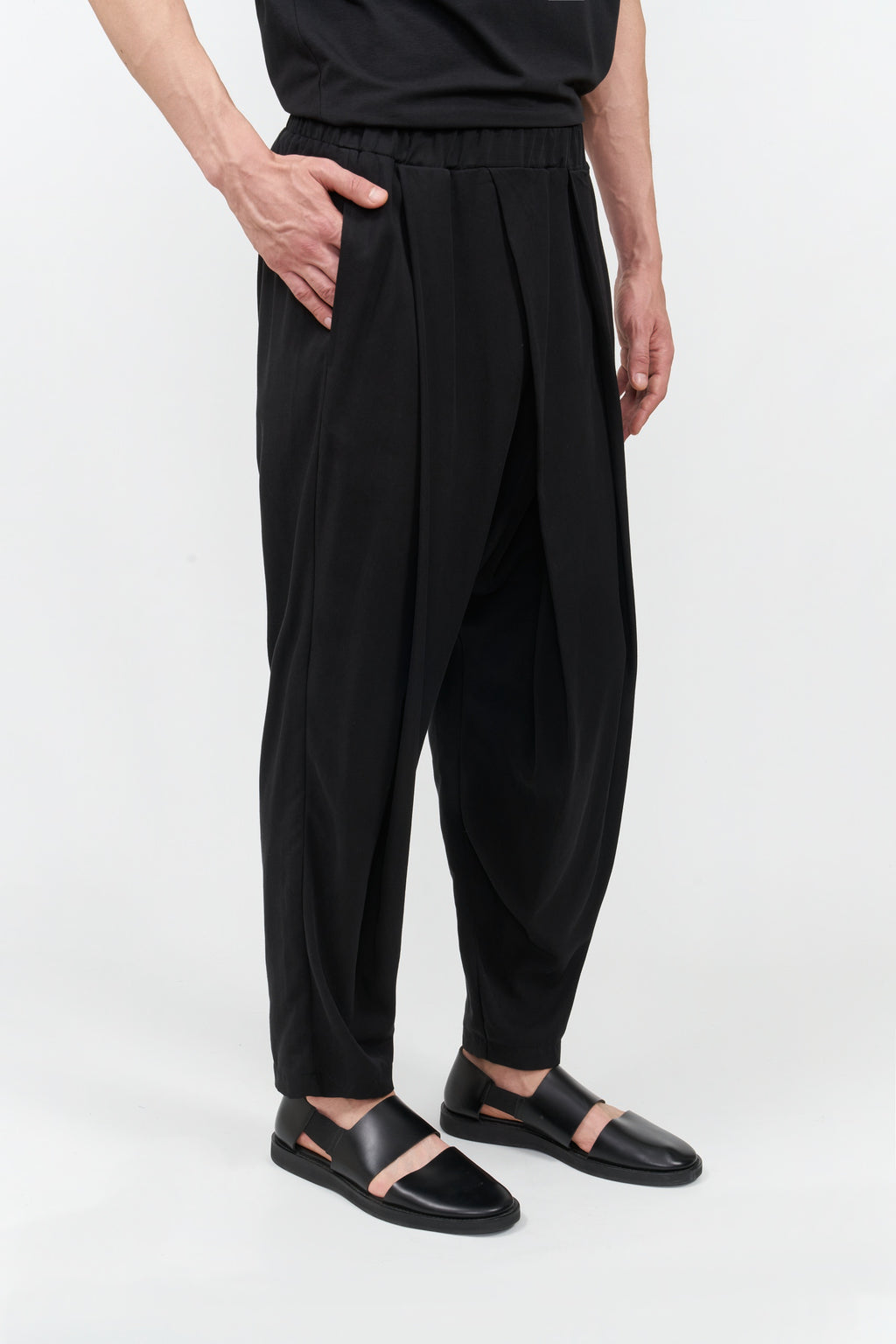 Ejja Design Üç Pileli Yarı Şalvar Pantolon — Samurai