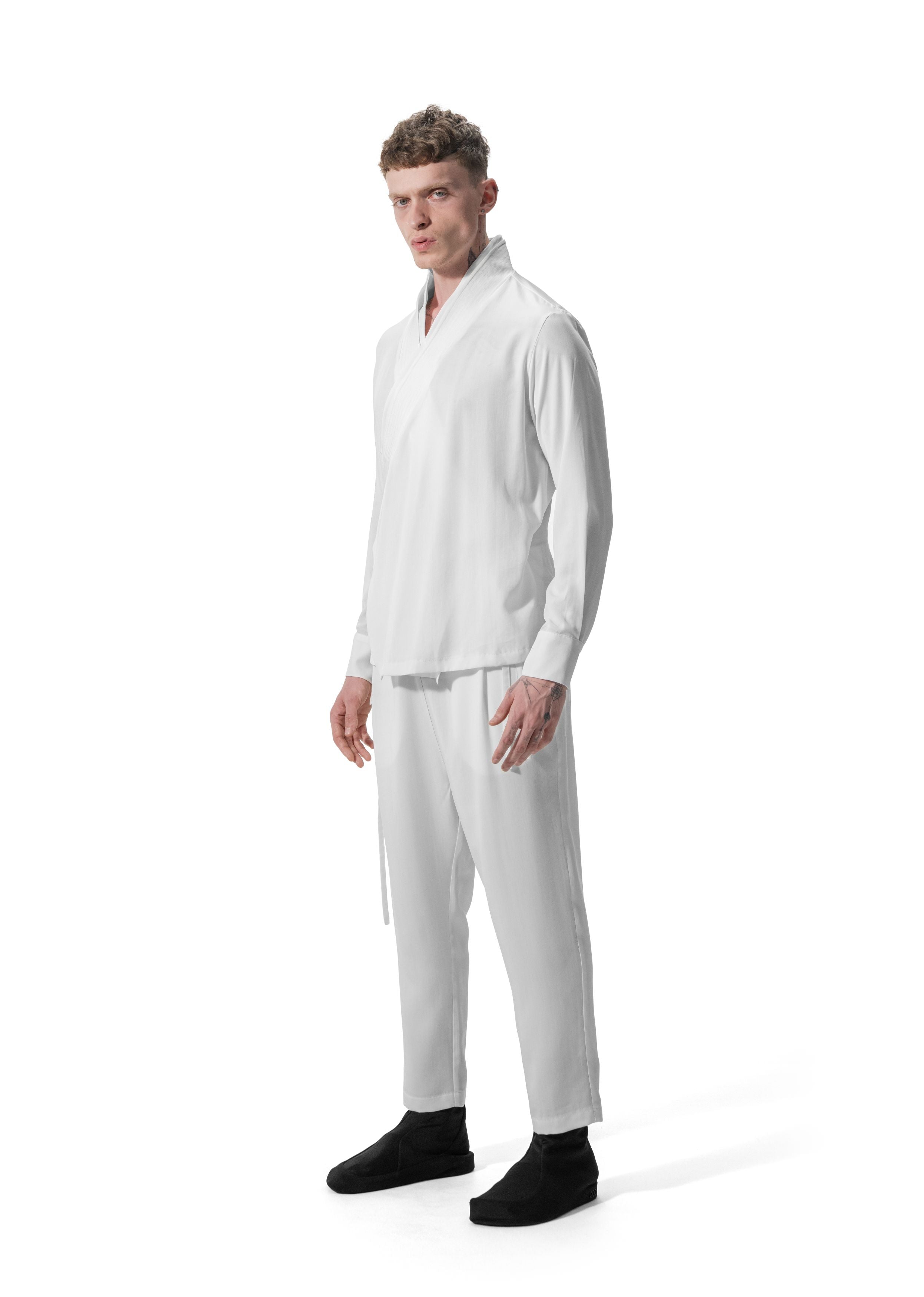 Ejja Design Anvelop kapanışlı dikiş detaylı Tencel gömlek — Samurai